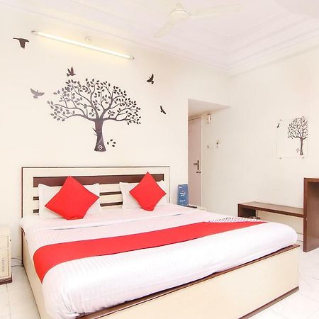 Oyo 14345 Hotel Panchsheel Varanasi Exterior photo