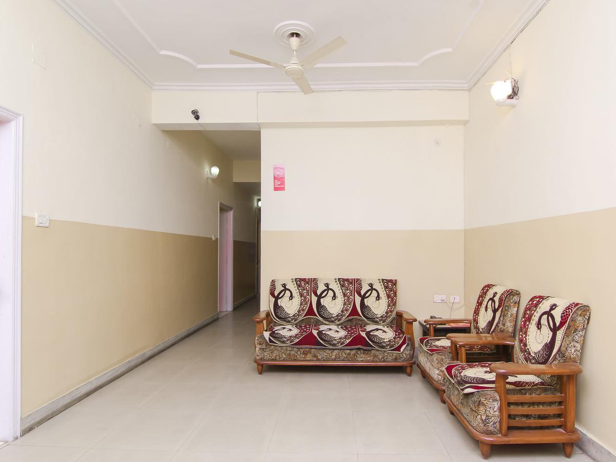 Oyo 14345 Hotel Panchsheel Varanasi Exterior photo