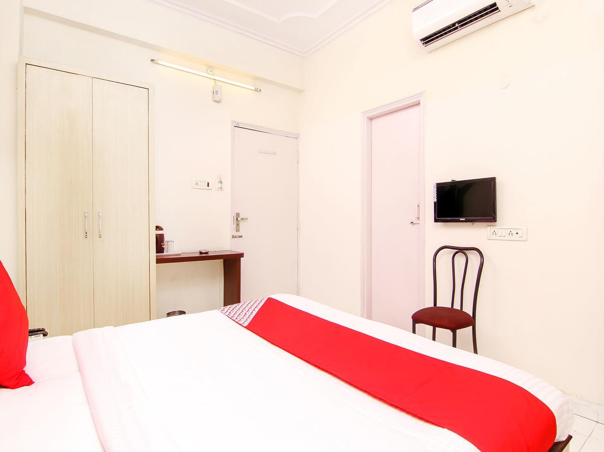 Oyo 14345 Hotel Panchsheel Varanasi Exterior photo